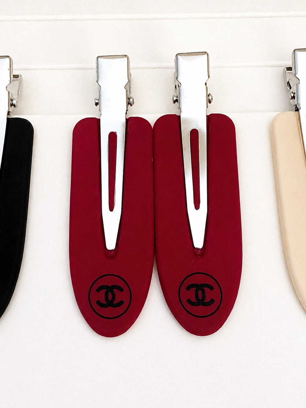 CHANEL Triple-Pair Logo Hair Clips in Black, Red, Beige - Picture 3 of 6